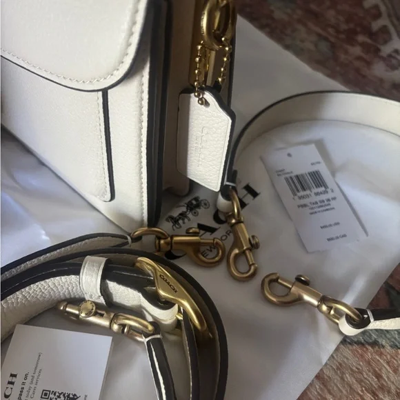 Coach Tabby Shoulder Bag 26 - Picture 6 of 11